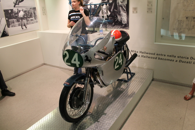 Mike Hailwood race bike