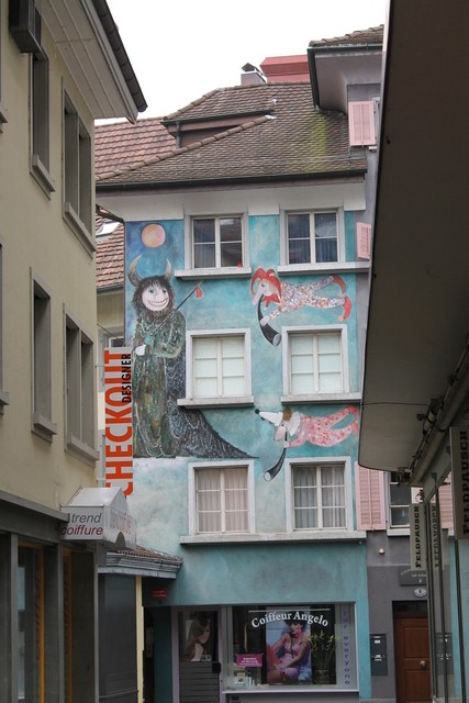 More painted buildings in Lucerne